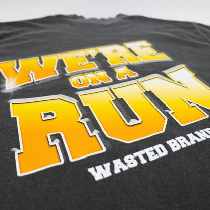 CHAMPIONSHIP RUN TEE - VINTAGE BLACK